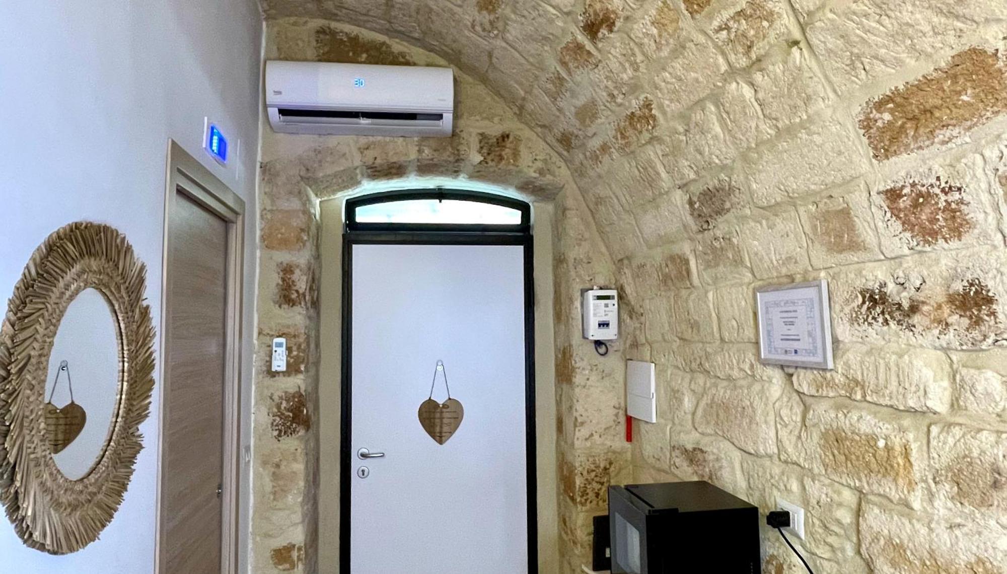 Casa Vacanze A Un Passo Dal Volo 巴里 外观 照片